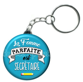 Porte-clés badge La femme parfaite est Secrétaire -Réf PC1010