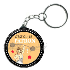 Porte-clés badge C'est qui le patron -Réf PC866