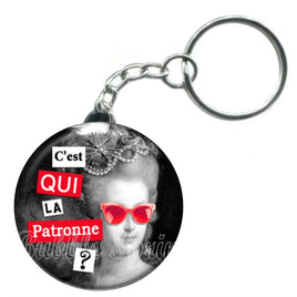 Porte-clés badge C'est qui la patronne -Réf PC876