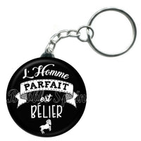 Porte-clés badge L'homme parfait est Bélier-Réf PC900